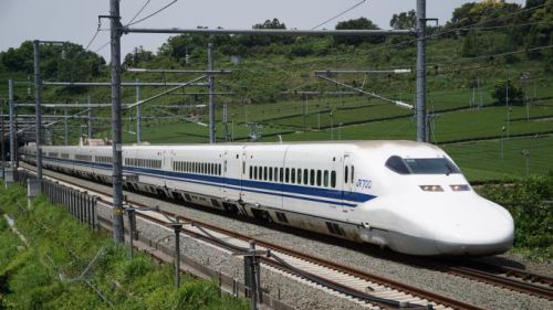 駅弁で感じる!日本と台湾の「鶏めし」文化の違い~姫路駅「台湾/日本 鶏めし味くらべ」(980円)