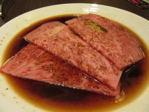 京都の有名焼き肉店の「天壇」を初訪問。話題の透明なタレは肉を絶品の旨さに（京都祇園：天壇本店）